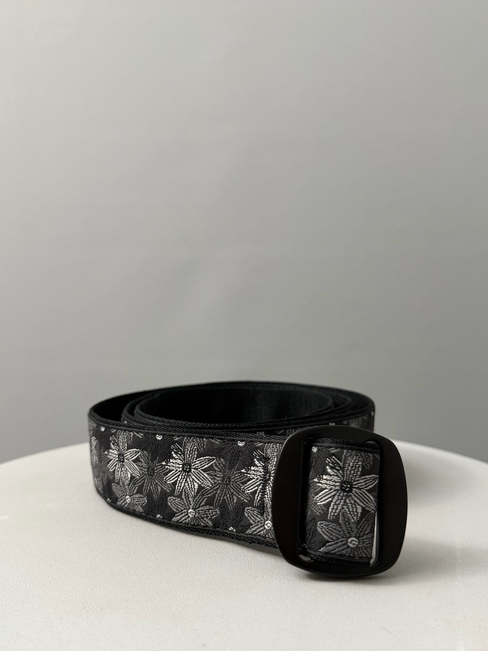 Bison Designs Size Medium Women's Rambling Flower Belt Manzo Buckle Gray Used